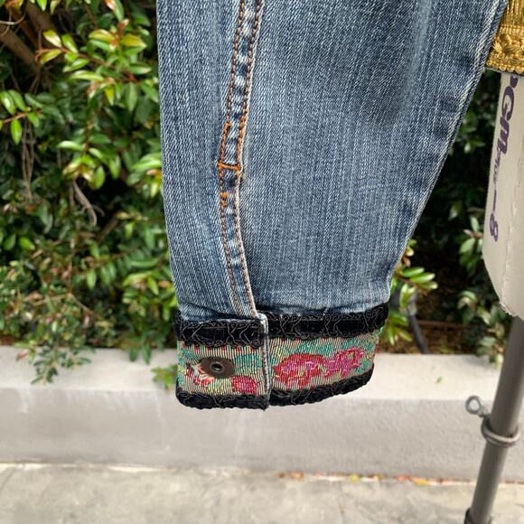Vintage Handmade Floral Embellished Women’s Denim Blue Jean Jacket 90s - Picture 4 of 10